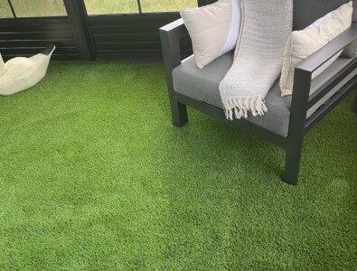 Gazon synthétique pour un veranda